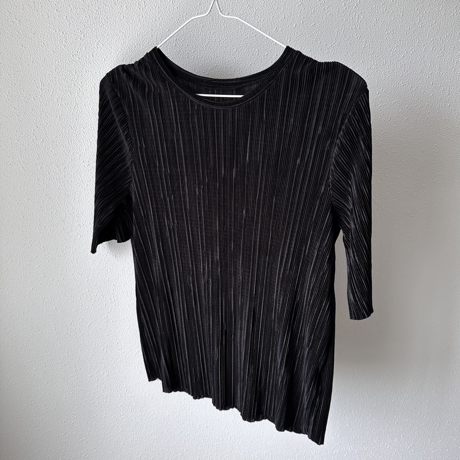 Japan Unbranded Issey Pleats Please Style Vintage Black Pleated T Shirt