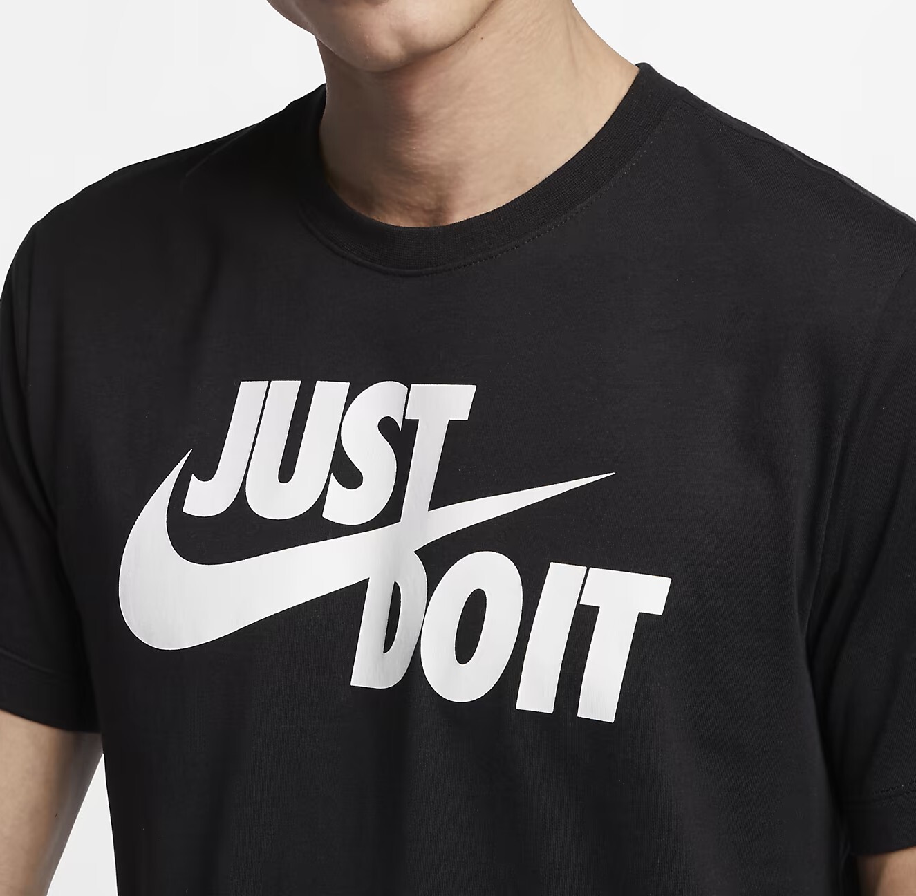 Nike Sportwear Just Do It Swoosh Graphic T-Shirt Black White Men’s XL AR5006-011