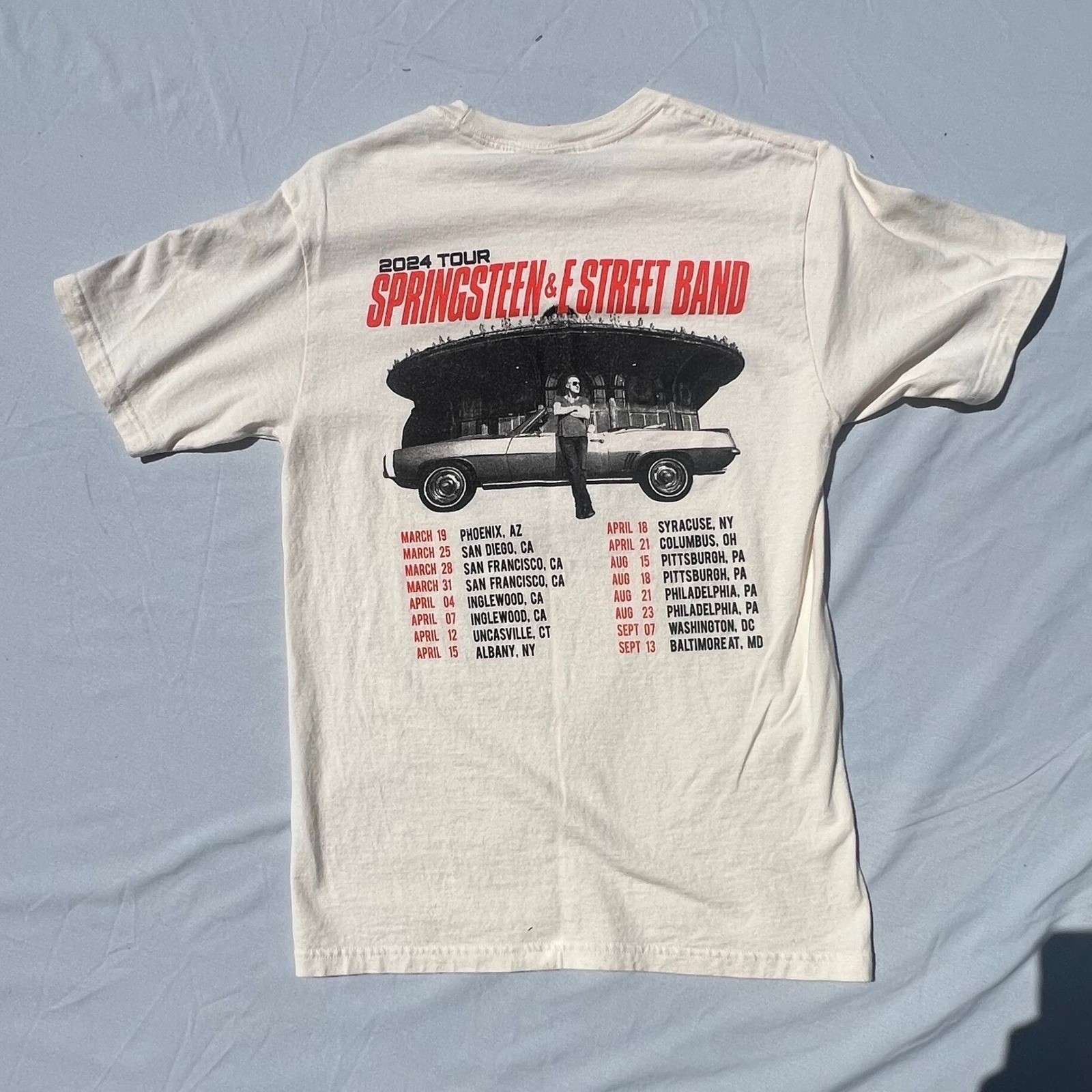 Bruce Springsteen E Street Band 2024 Tour T-Shirt Small CreamGraphic Concert Tee