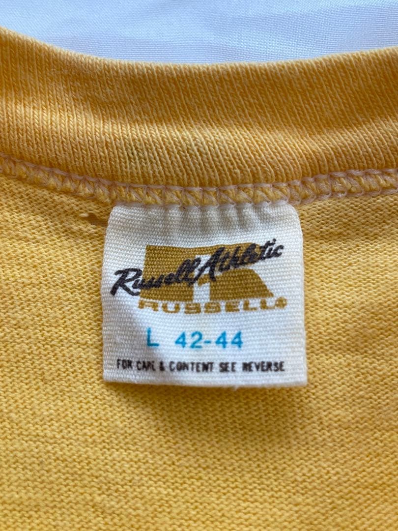 70s Russell Athletic Bobcats T-Shirt Yellow Gold Tag Single Stitch Vintage M