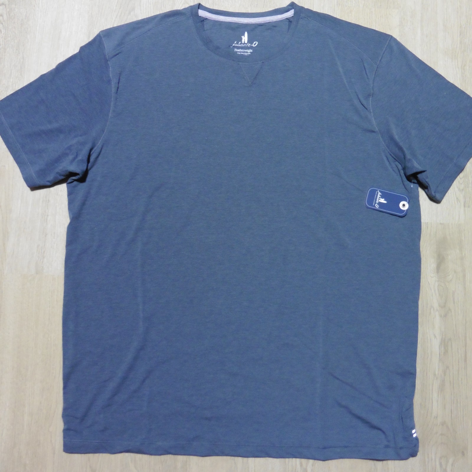 JOHNNIE-O Mens M MEDIUM COURSE T SHIRT PERFORMANCE GOLF SHORT SLEEVE WAKE NAVY