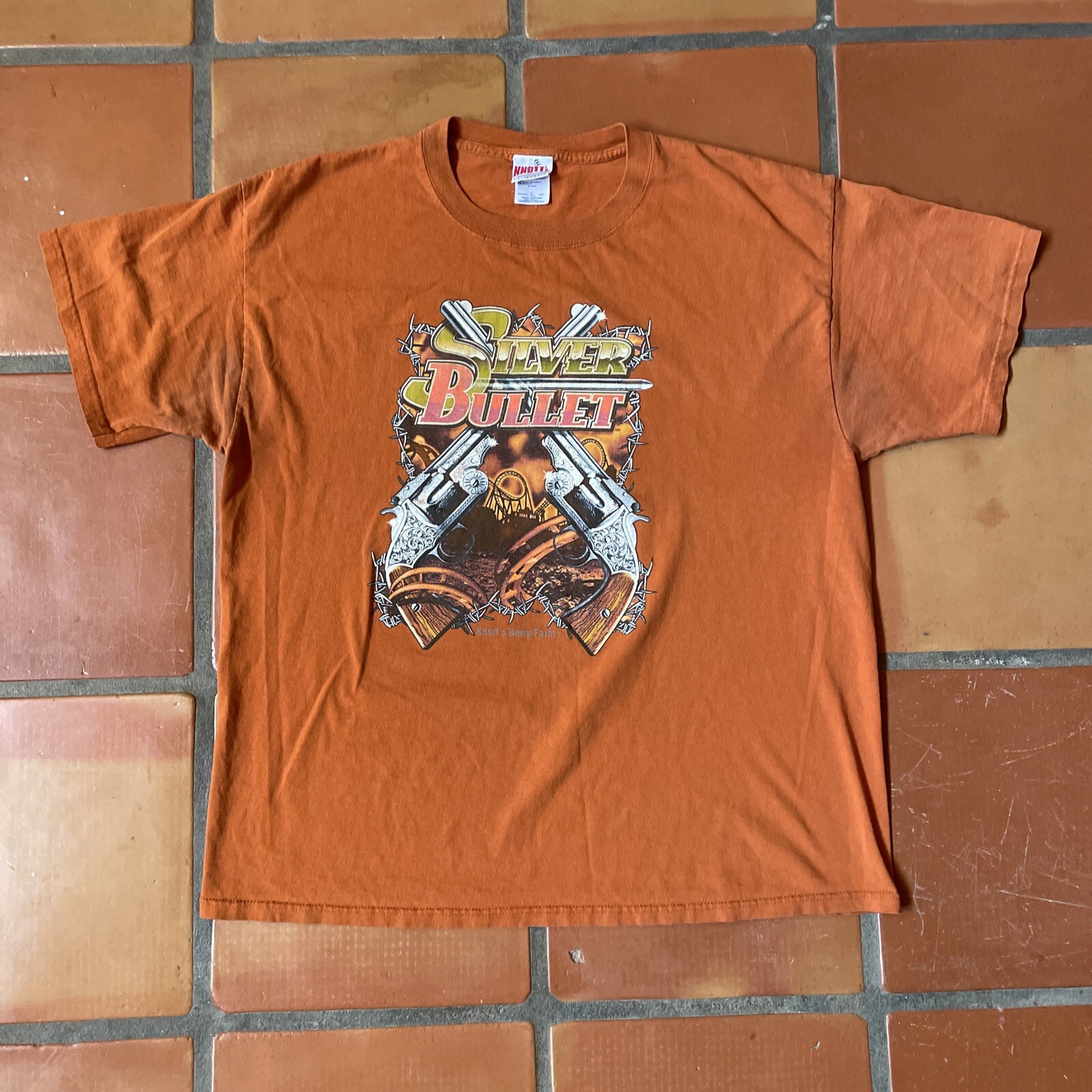 Vtg Knotts Berry Farm Ca Men’s XL Silver Bullet Burnt Orange Graphic T Shirt