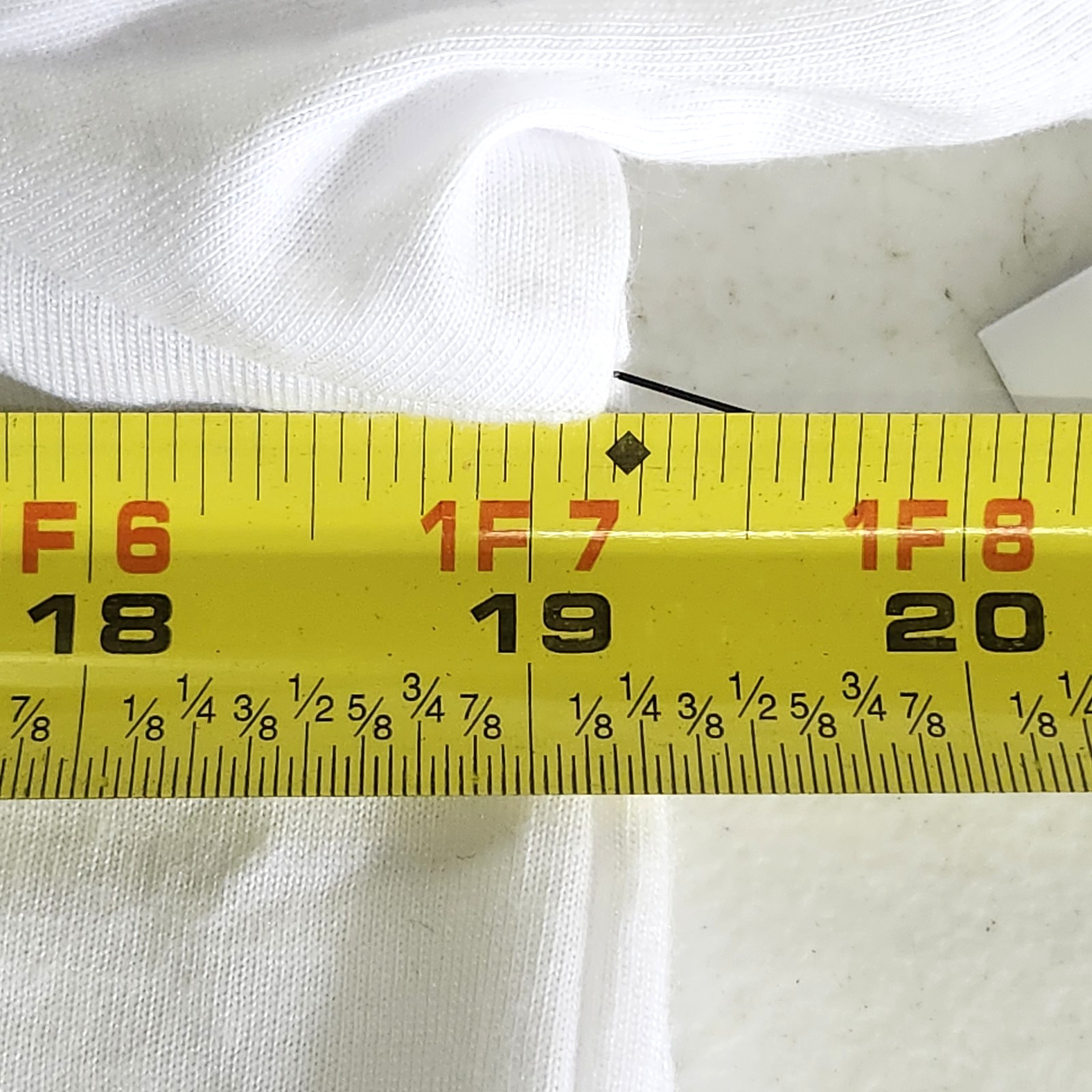 Men’s T-Shirt Size Medium White Long Sleeve Athletic Works Moisture Wicking