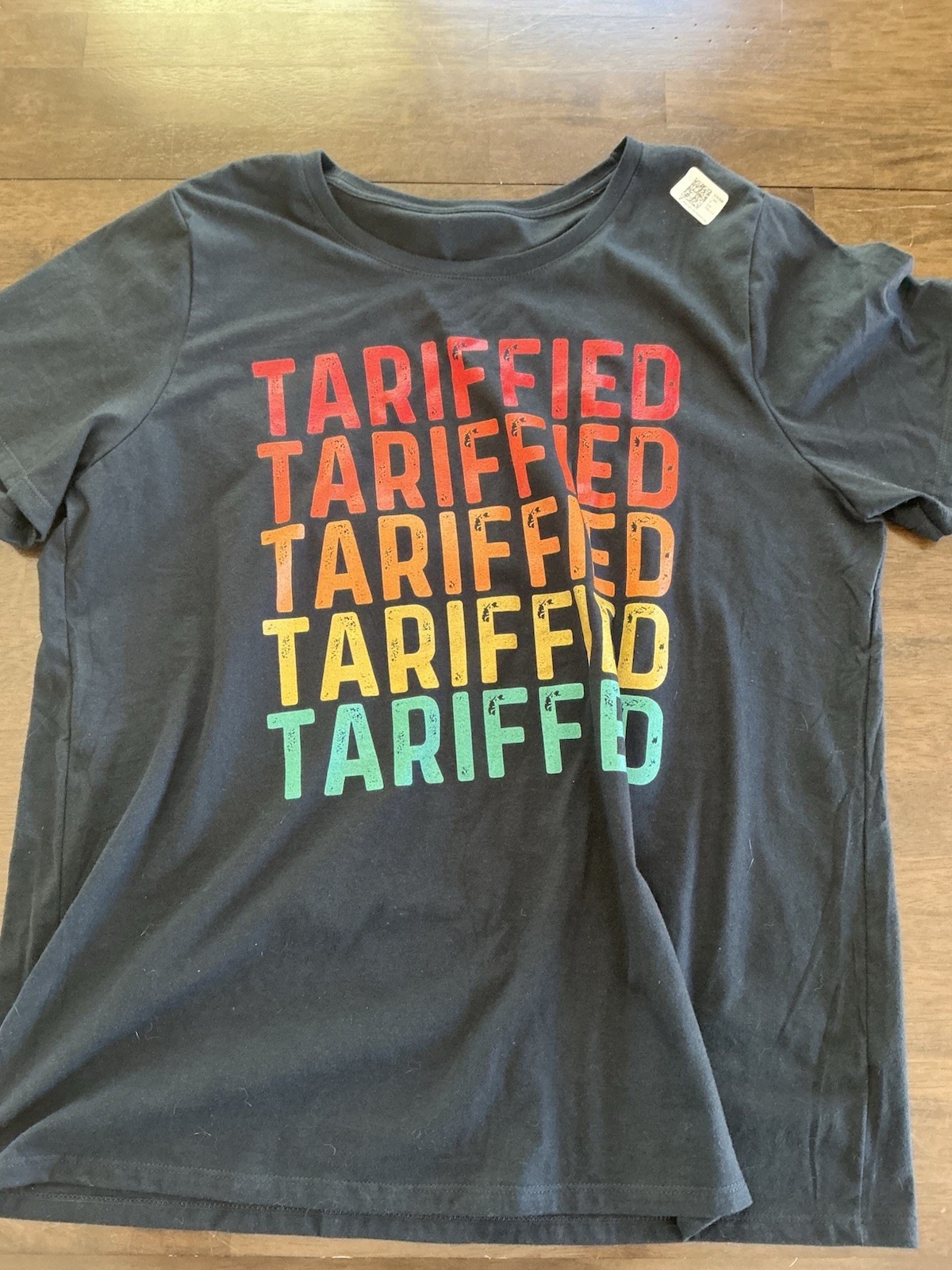 Tariffied Anti-Trump T-Shirt Multi-Color Lizzo Women’s 2X Scoop Neck Tee Black